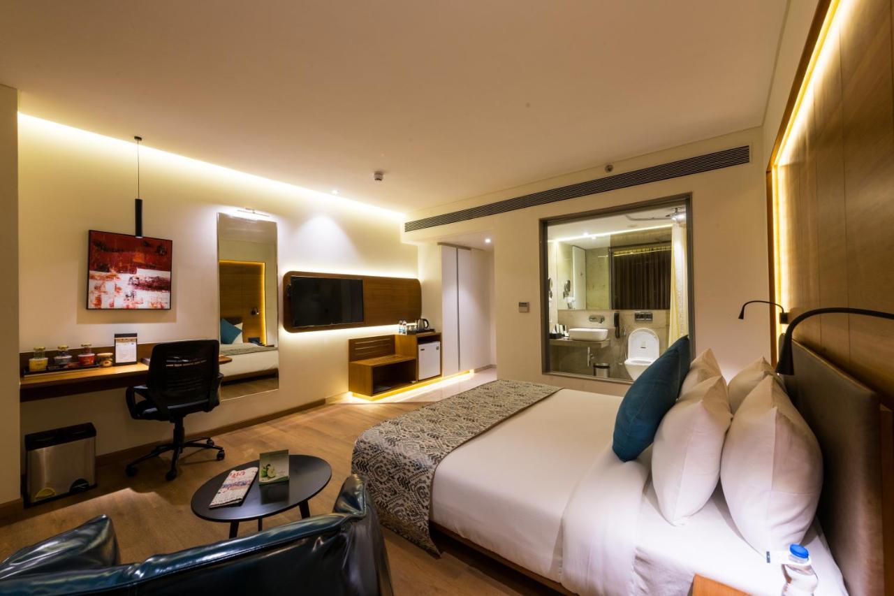 The Fern Residency, Jamnagar Hotel Buitenkant foto